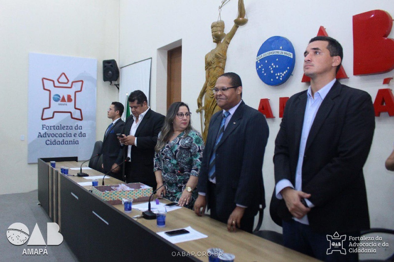 OAB/AP realiza cerimônia de entrega de Carteiras da Ordem - Galeria de Fotos